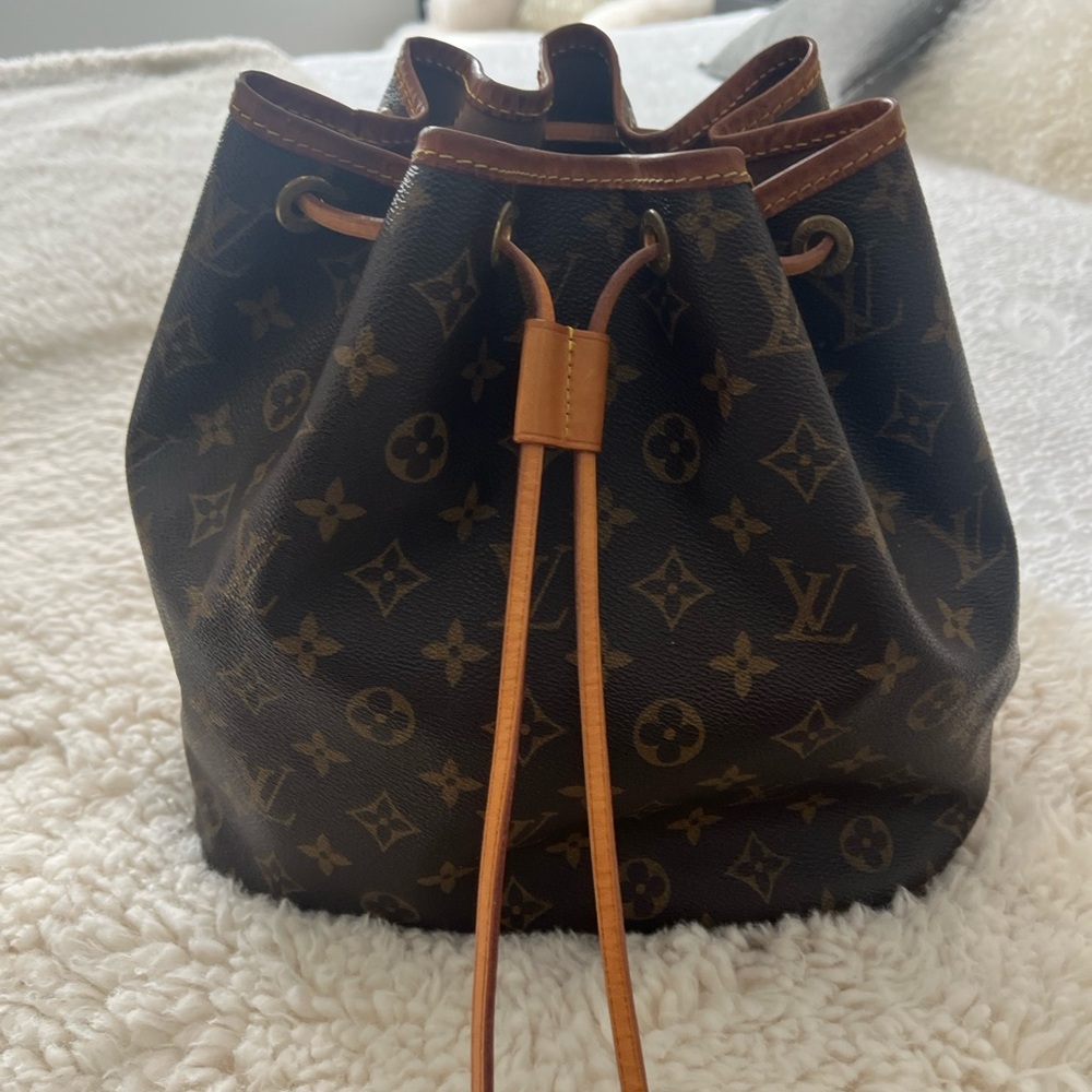 Louis Vuitton Monogram Bucket Bag Noe